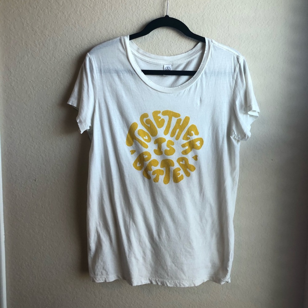 FIRM $ Rebecca Minkoff distressed graphic tee sz L